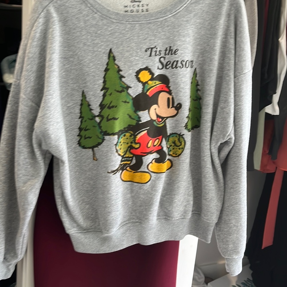 Comfy cotton crewneck